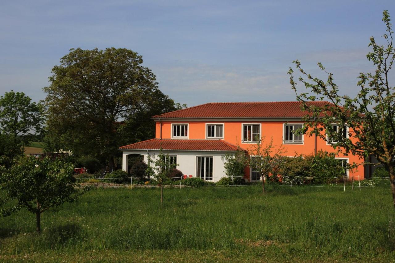Weinhof Am Nussbaum Hotel Willanzheim Exterior photo